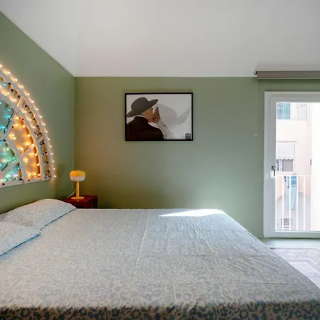 Apartment Guesthost - Moh! Creative Monopoli